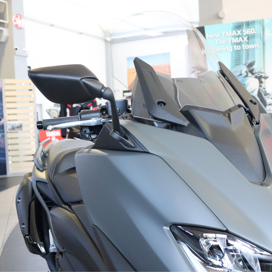 Rétroviseur gauche pour Yamaha TMAX 530 - 560 – Carbon Look – vue latérale