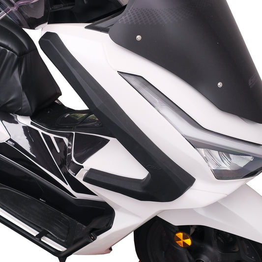 Schwarzer oberer Verkleidungsschutz für Honda PCX125 / PCX150 2025 – Detail 3